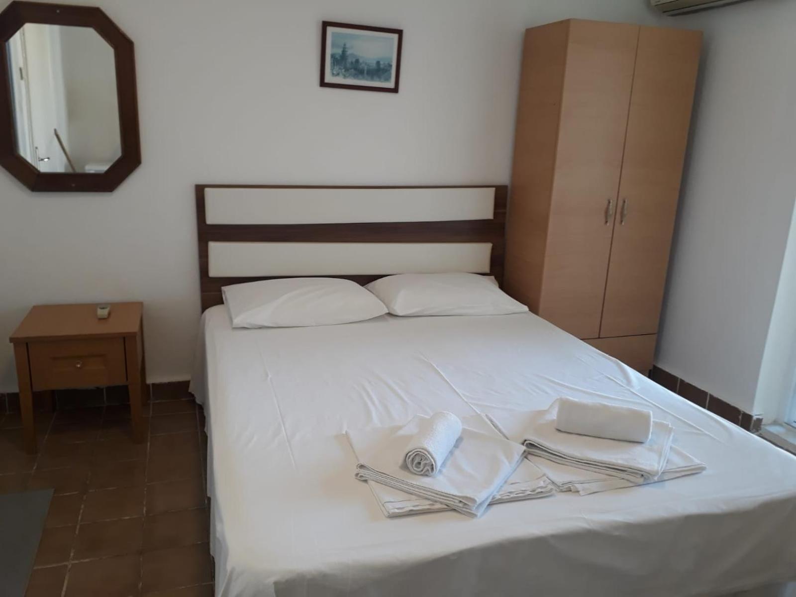 Martili Villa Lara אנטליה חדר תמונה