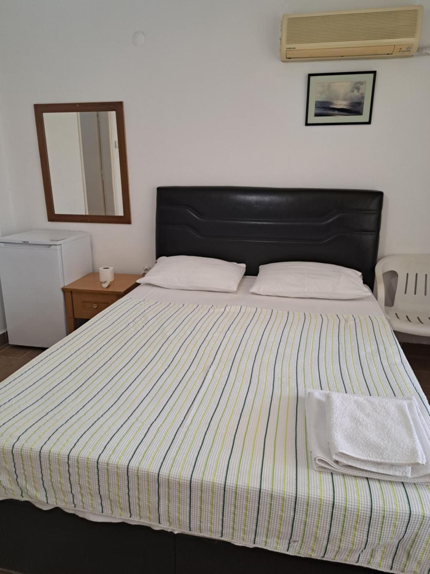 Martili Villa Lara אנטליה חדר תמונה